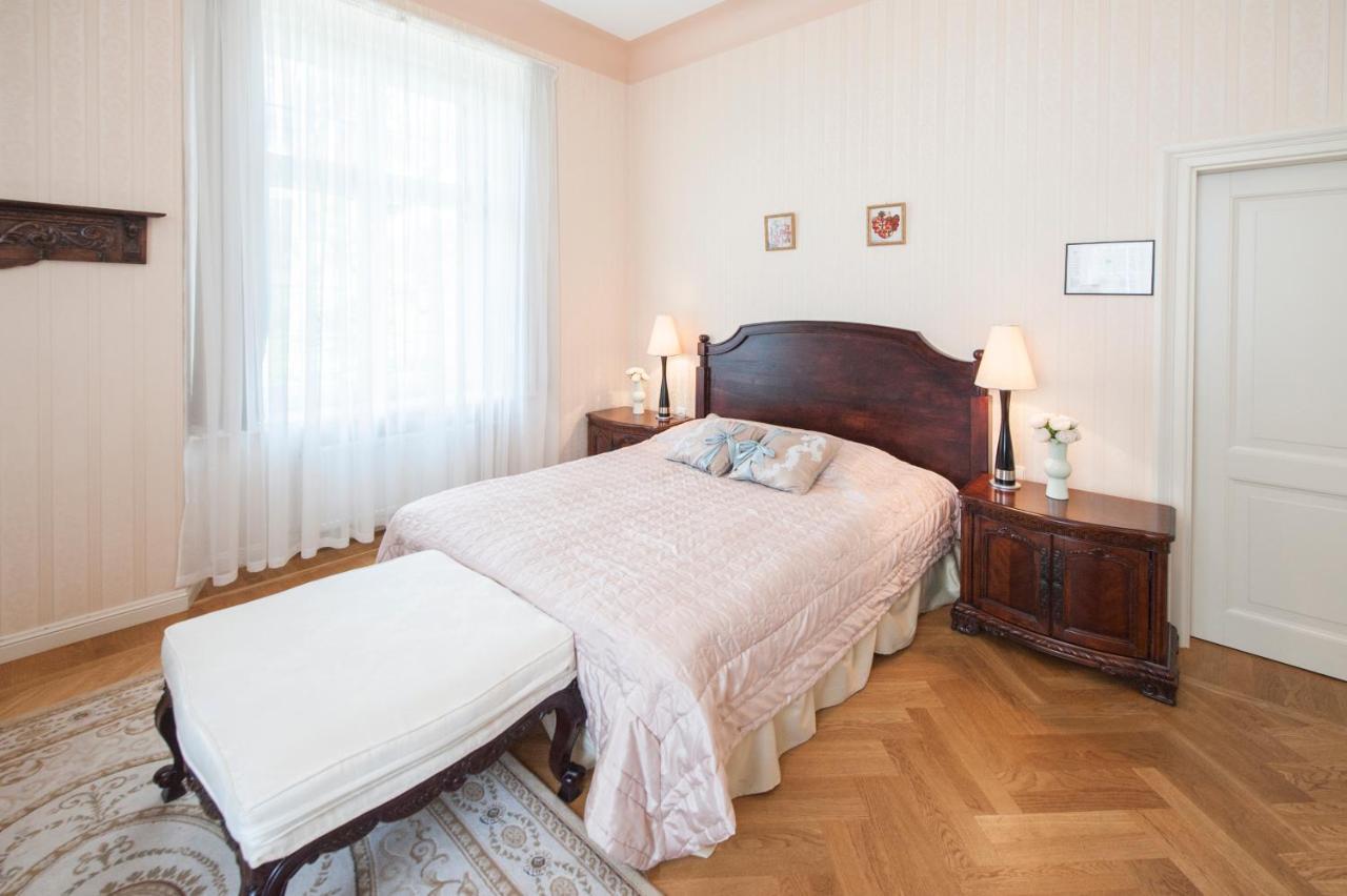 Hotel Malpils Manor Extérieur photo