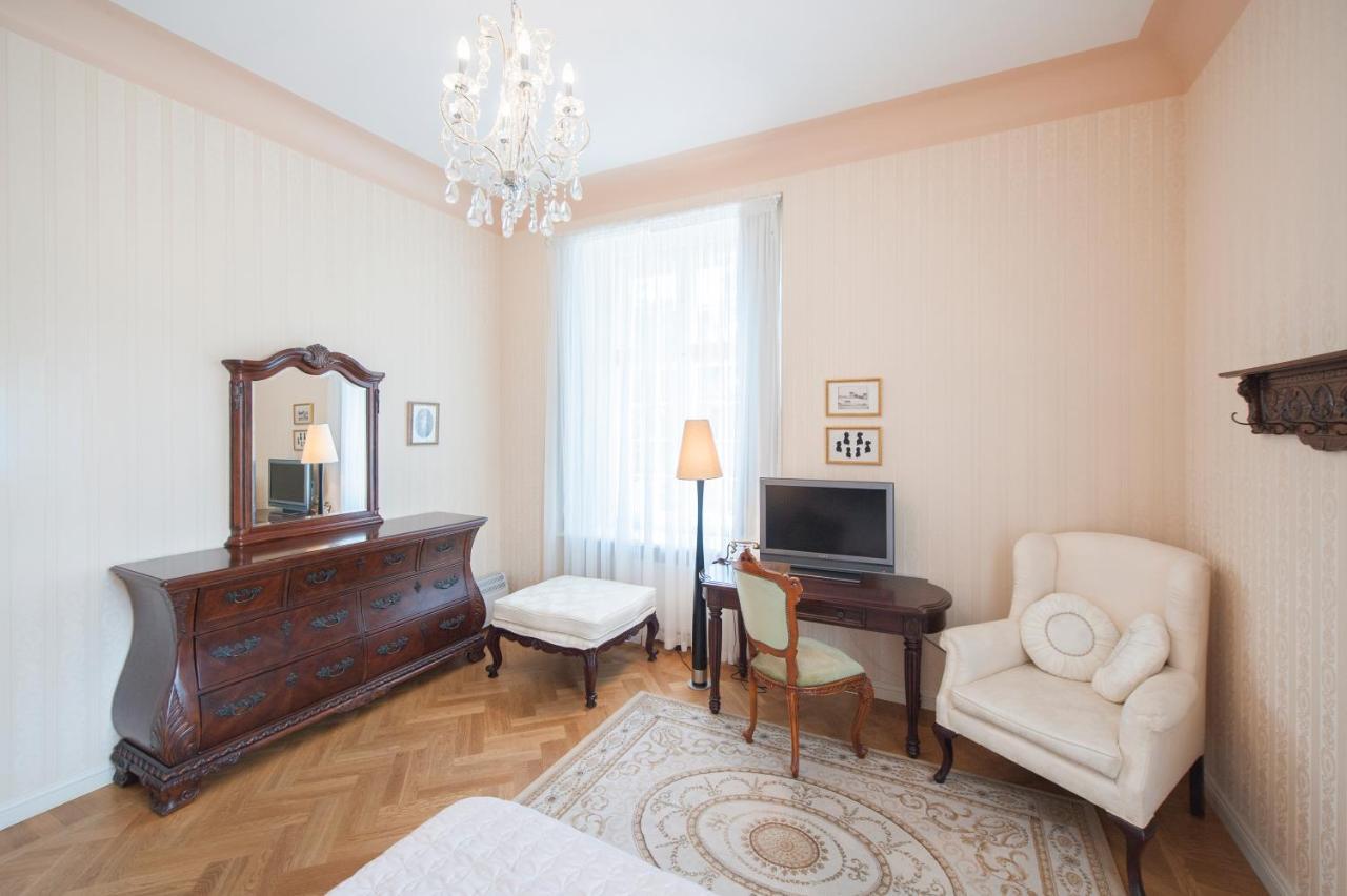 Hotel Malpils Manor Extérieur photo